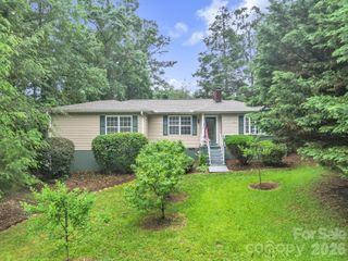 103 Forest Avenue, Landrum, SC 29356