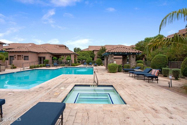 20660 N 40TH Street 2117, Phoenix, AZ 85050