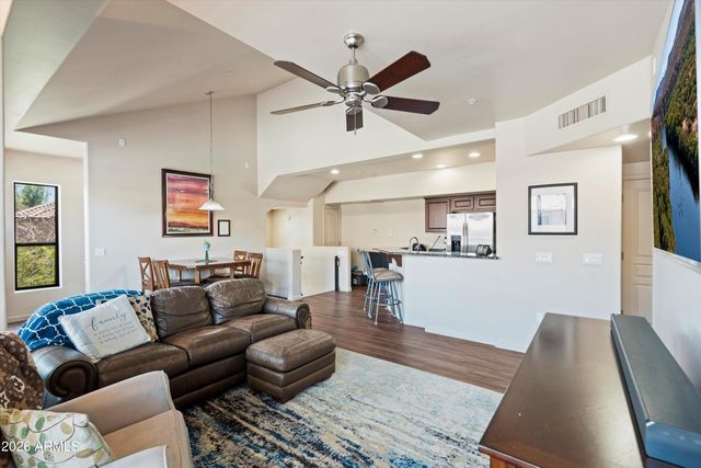 20660 N 40TH Street 2117, Phoenix, AZ 85050