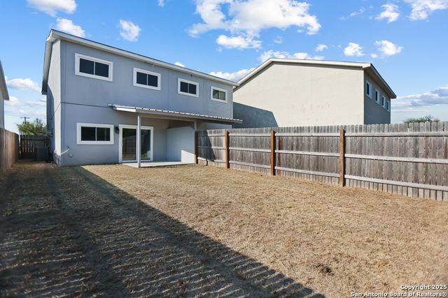 8611 Key Windy Way # 2, Converse, TX 78109