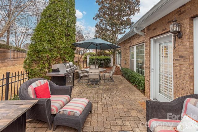 10413 Blairbeth Street, Charlotte, NC 28277