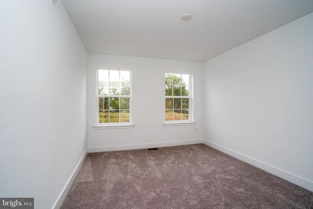 138 ADA HIGHTOWER AVE, Pennington, NJ 08534