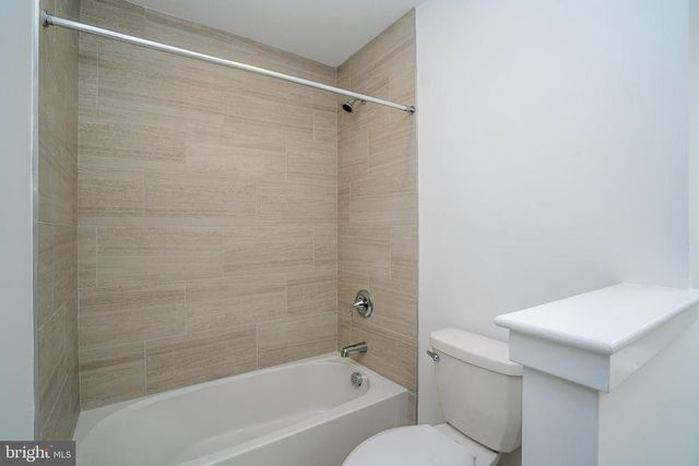138 ADA HIGHTOWER AVE, Pennington, NJ 08534