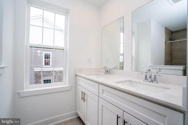 138 ADA HIGHTOWER AVE, Pennington, NJ 08534