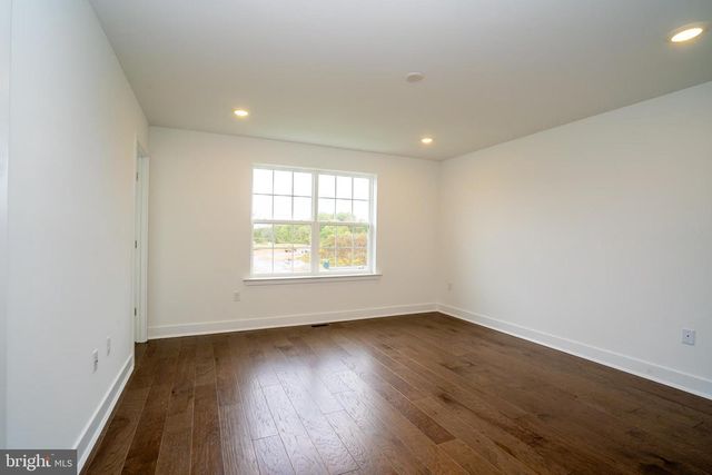138 ADA HIGHTOWER AVE, Pennington, NJ 08534