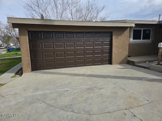 730 W Ave H-10, Lancaster, CA 93534