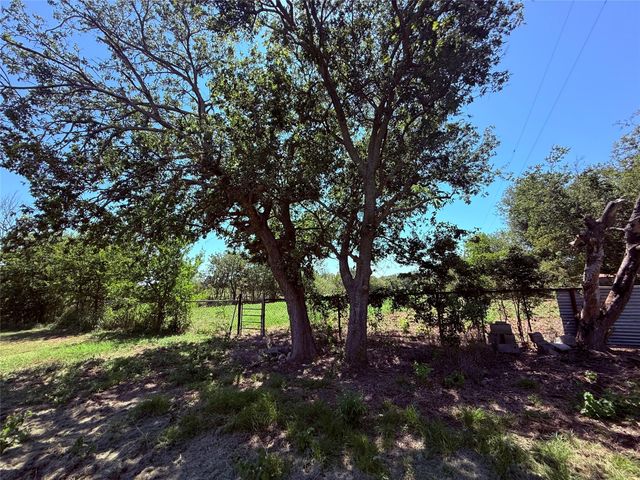 143 W Turner Street, Perrin, TX 76486