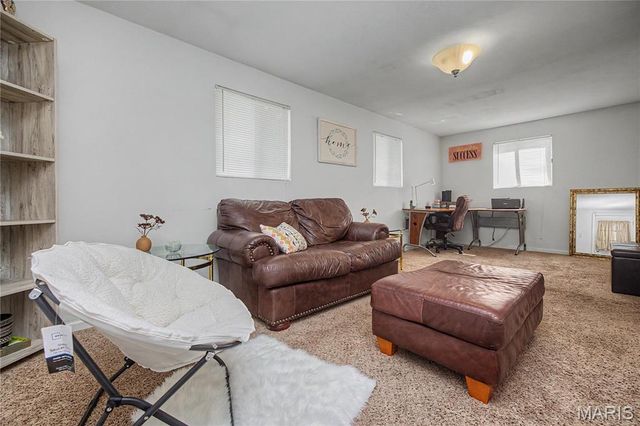 143 Bertrand Drive, St Louis, MO 63129