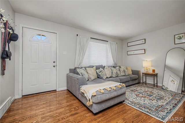143 Bertrand Drive, St Louis, MO 63129