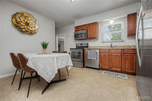 143 Bertrand Drive, St Louis, MO 63129