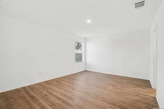 5439 Elm Valley, San Antonio, TX 78242