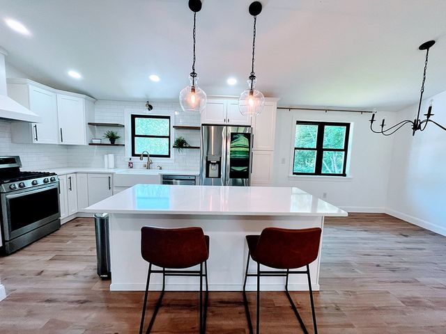 155 Broadbent Road, Ohio Twp, PA 15143