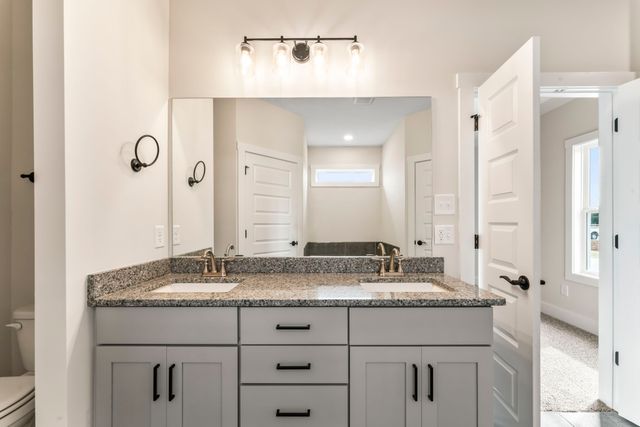 1526 Goblet Dr, Murfreesboro, TN 37127