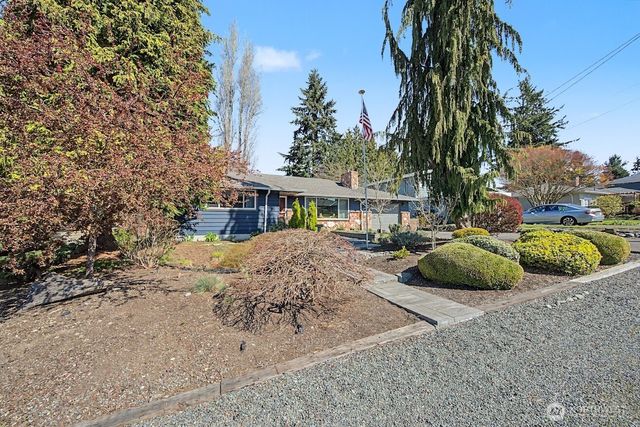 6923 189th Place SW, Lynnwood, WA 98036