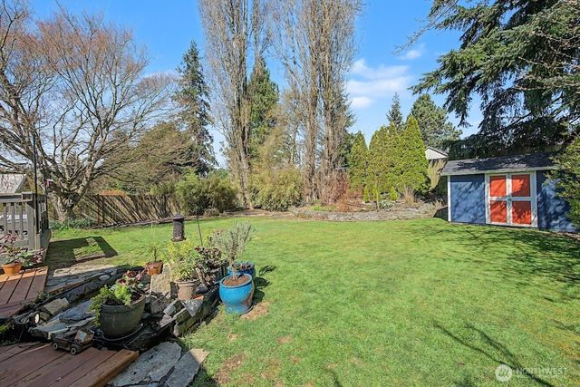 6923 189th Place SW, Lynnwood, WA 98036