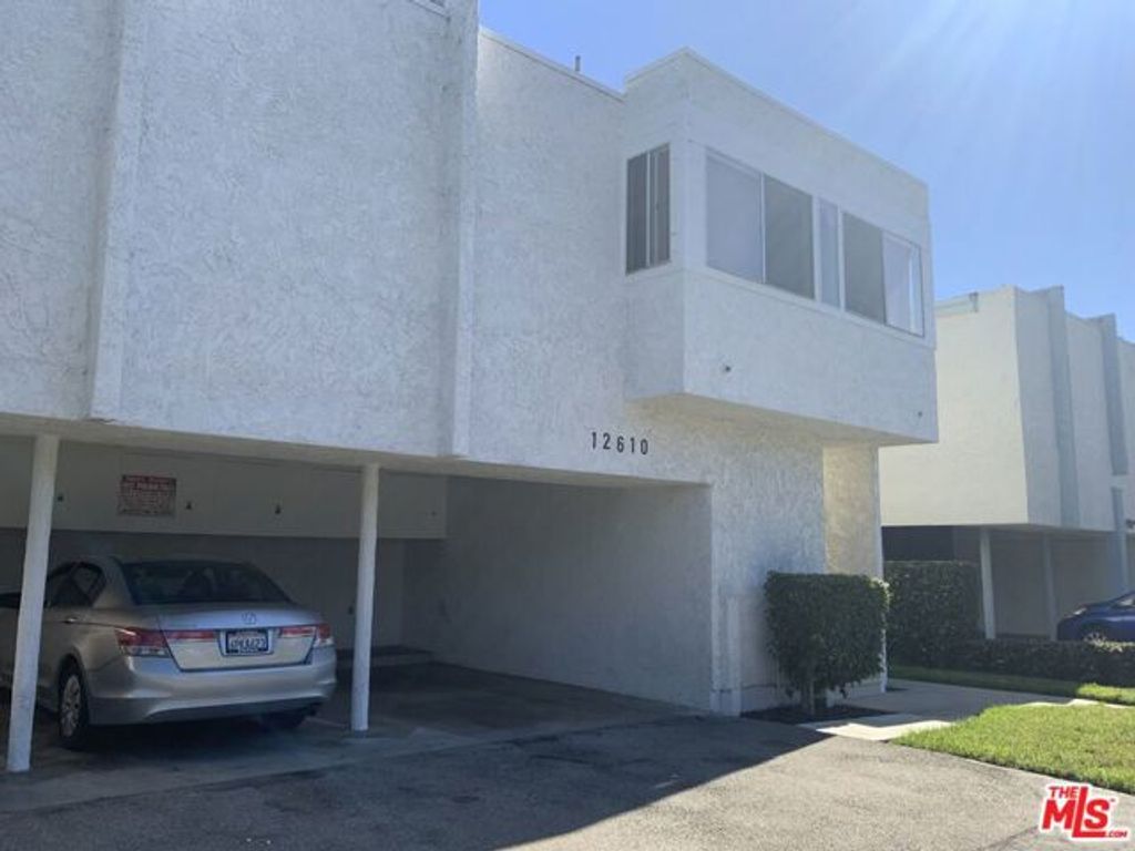 12610 Caswell Avenue, Los Angeles, CA 90066