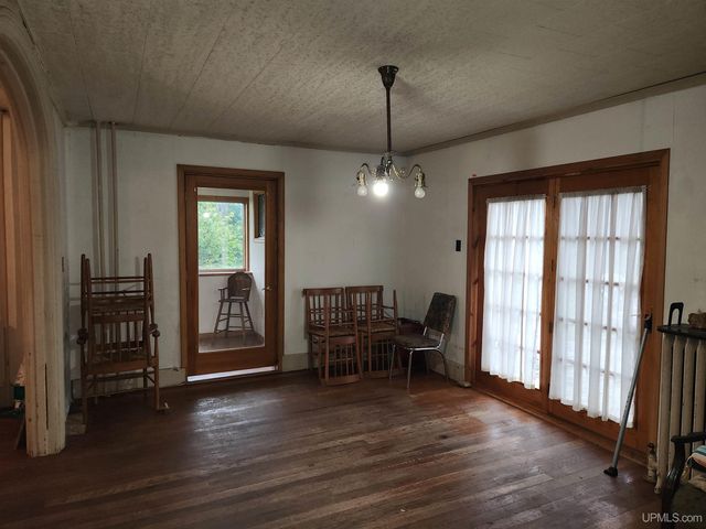 19575 Ingot Street, Hancock, MI 49930