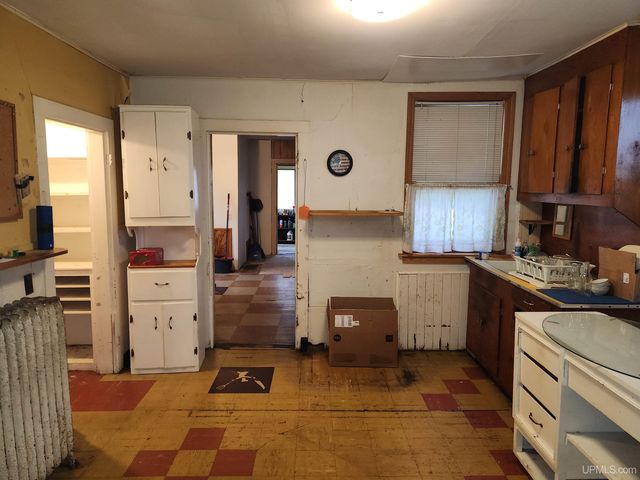 19575 Ingot Street, Hancock, MI 49930