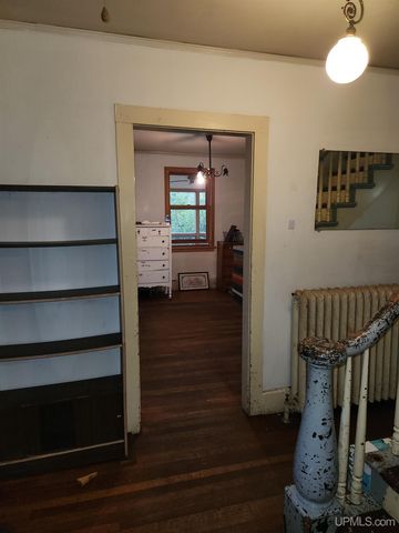 19575 Ingot Street, Hancock, MI 49930