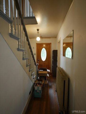 19575 Ingot Street, Hancock, MI 49930