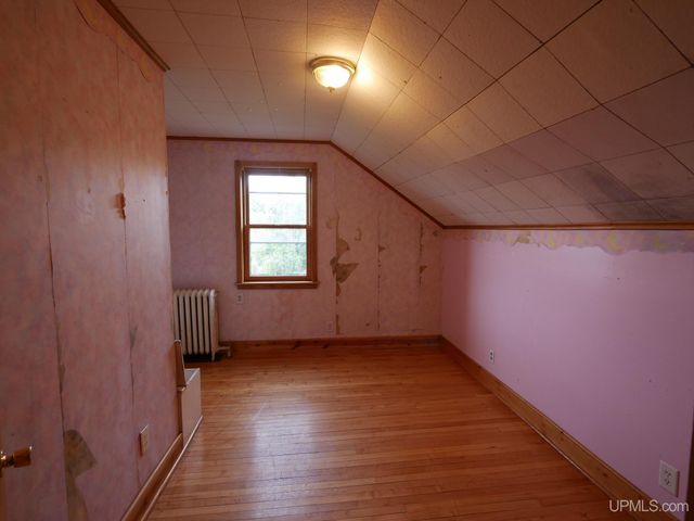 19575 Ingot Street, Hancock, MI 49930