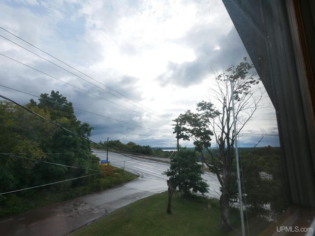 19575 Ingot Street, Hancock, MI 49930