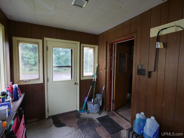 19575 Ingot Street, Hancock, MI 49930