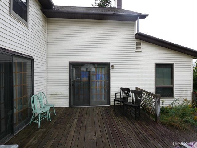 19575 Ingot Street, Hancock, MI 49930