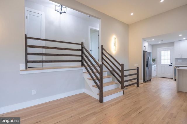 6233 ADDISON RD, Capitol Heights, MD 20743