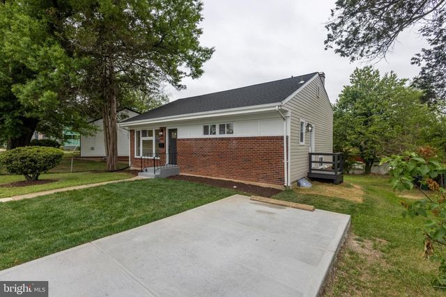 6233 ADDISON RD, Capitol Heights, MD 20743