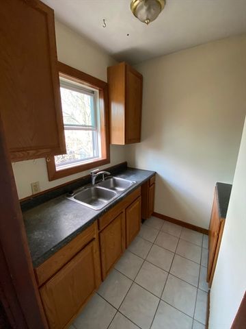 10 Lafayette Street 2, Attleboro, MA 02703