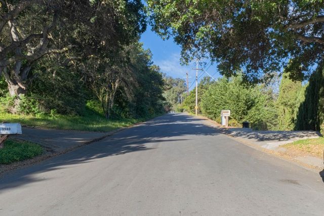 3585 Viola Drive, Aromas, CA 95004