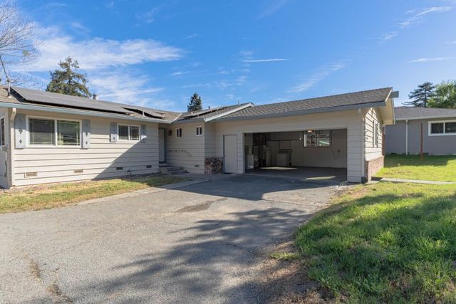 3585 Viola Drive, Aromas, CA 95004