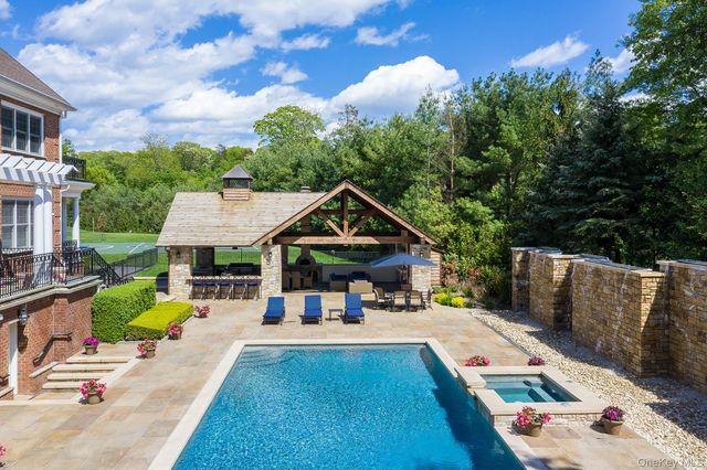 2 Alyssa Lane, Purchase, NY 10577