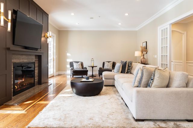 2 Alyssa Lane, Purchase, NY 10577