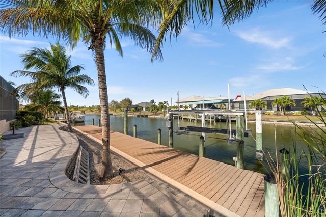 15052 AQUARIUS CIRCLE, Port Charlotte, FL 33981