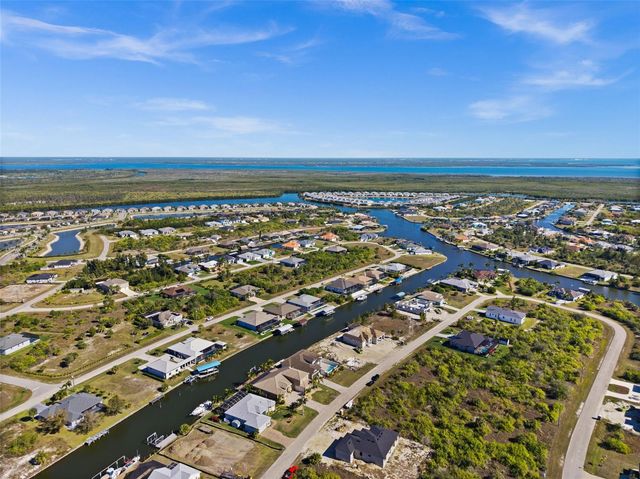 15052 AQUARIUS CIRCLE, Port Charlotte, FL 33981