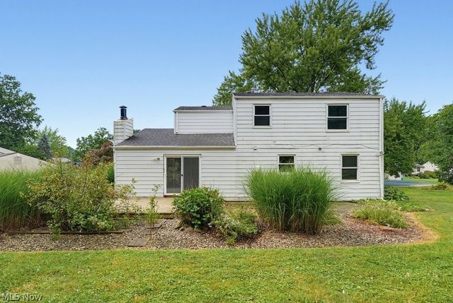 579 Willow Drive SE, Warren, OH 44484