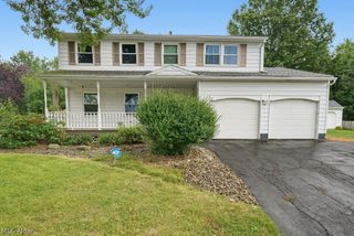 579 Willow Drive SE, Warren, OH 44484