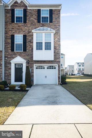 75 VILLAGE GREEN LN, Sicklerville, NJ 08081