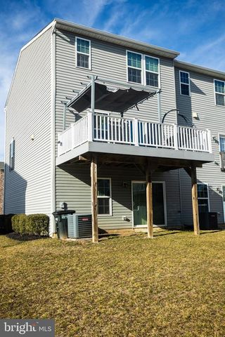 75 VILLAGE GREEN LN, Sicklerville, NJ 08081