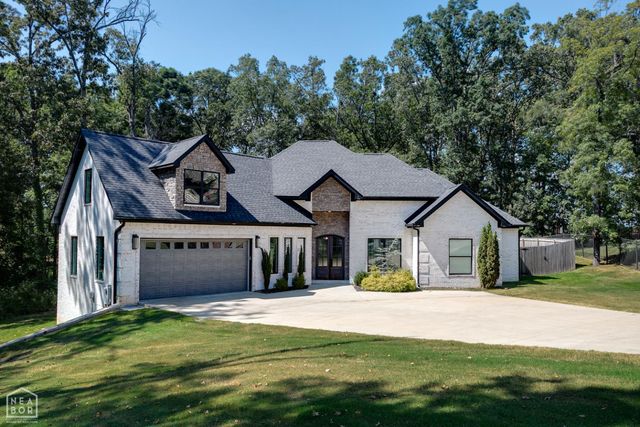 904 Rolling Forest Drive, Jonesboro, AR 72404