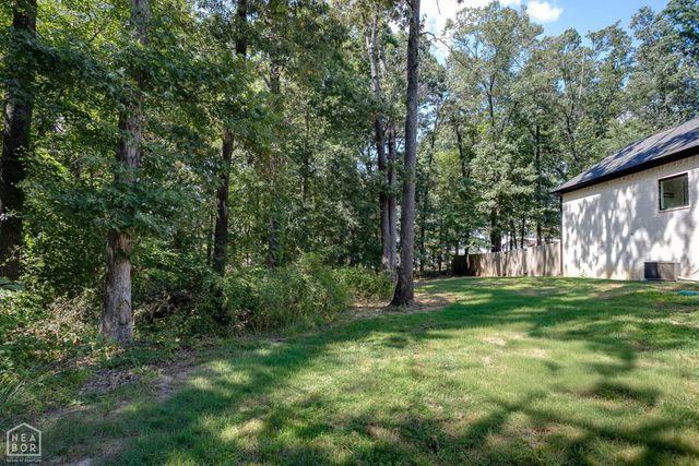 904 Rolling Forest Drive, Jonesboro, AR 72404