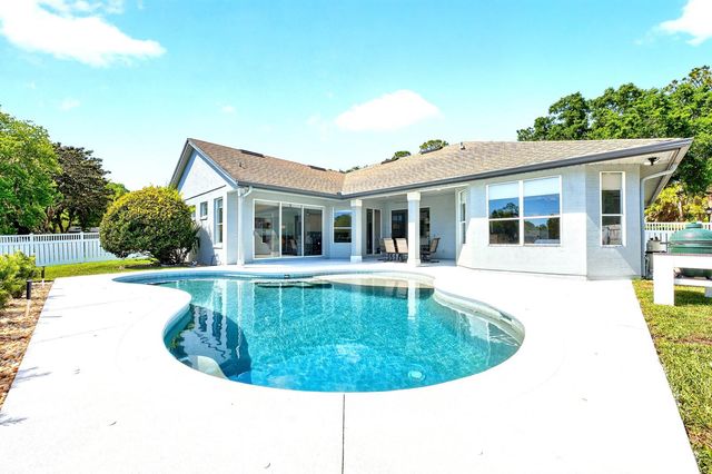 1047 WILLA LAKE CIRCLE, Oviedo, FL 32765