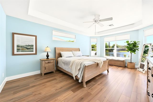 1047 WILLA LAKE CIRCLE, Oviedo, FL 32765