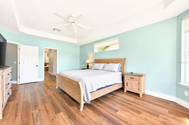 1047 WILLA LAKE CIRCLE, Oviedo, FL 32765