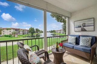 411 S Hollybrook Dr 204, Pembroke Pines, FL 33025