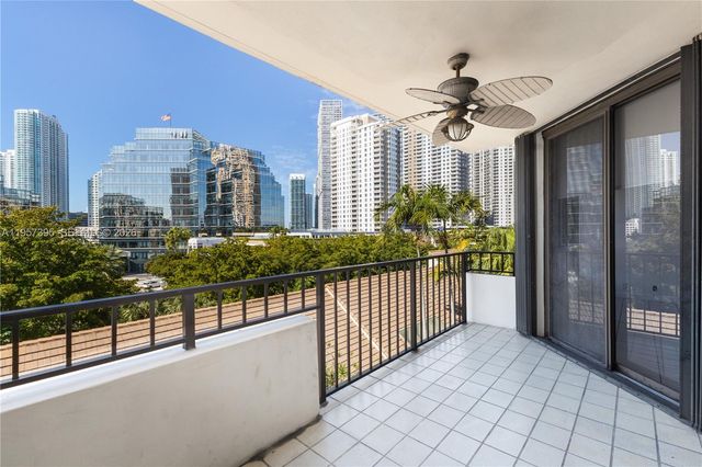 520 W Brickell Key Dr A619, Miami, FL 33131