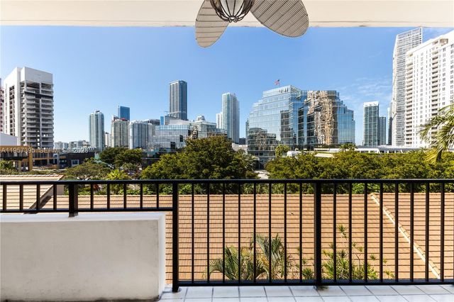 520 W Brickell Key Dr A619, Miami, FL 33131
