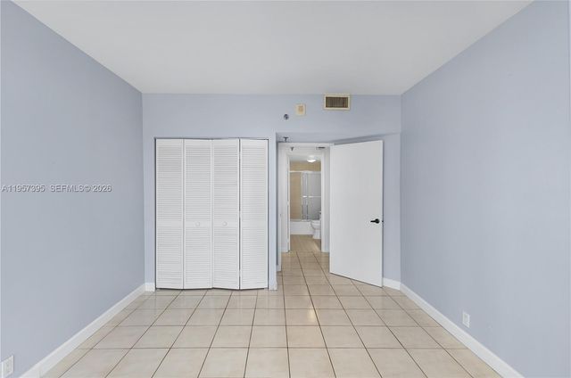 520 W Brickell Key Dr A619, Miami, FL 33131